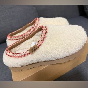 UGG Tasman Maxi Curly